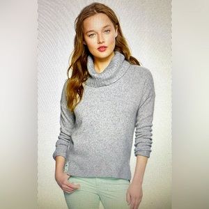 Gap gray cowl neck sweater, size XL